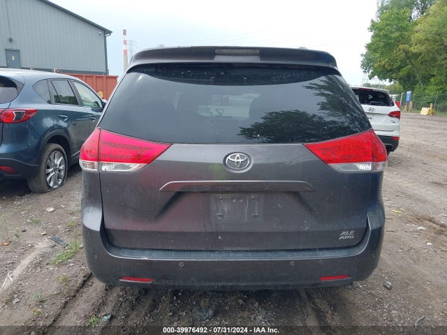 Toyota Sienna Xle 7 Passenger 2014 5TDDK3DCXES088691 Image 16