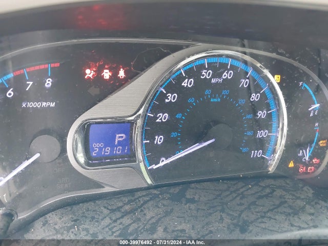 Toyota Sienna Xle 7 Passenger 2014 5TDDK3DCXES088691 Image 7