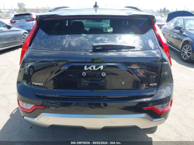 KNDCR3LE7P5081801 KIA Niro Ex Touring