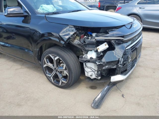 KNDCR3LE7P5081801 KIA Niro Ex Touring