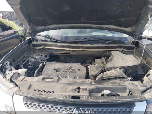 2020 MITSUBISHI OUTLANDER JA4AD3A38LZ042378 Photo 9