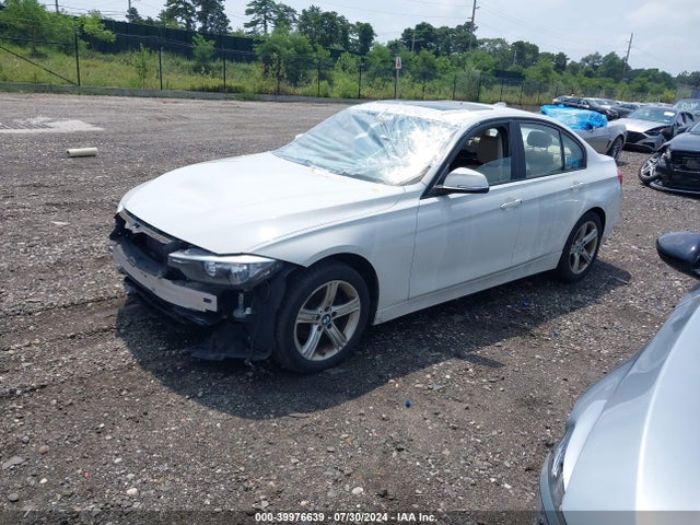 BMW 328i Xdrive 2015 WBA3B5G50FNS18230 Image 2