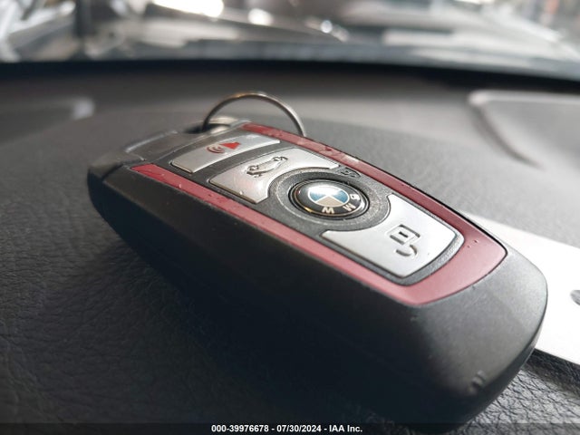BMW 328i Xdrive 2016 WBA8E3C51GK503237 Image 11