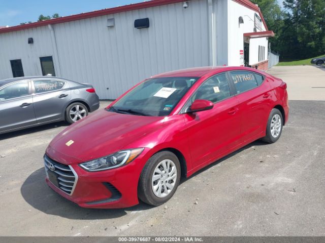 5NPD74LF4JH385586 Hyundai ELANTRA SE