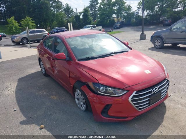 5NPD74LF4JH385586 Hyundai ELANTRA SE