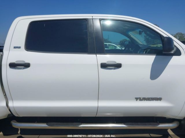 5TFEM5F16HX121626 Toyota Tundra Sr5 4.6l V8