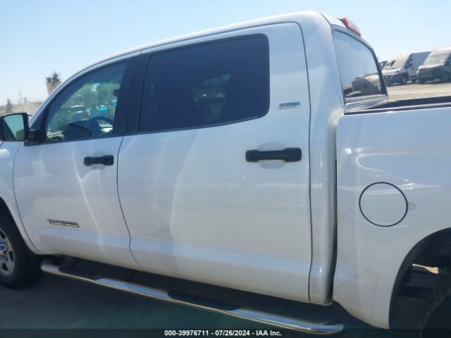 5TFEM5F16HX121626 Toyota Tundra Sr5 4.6l V8