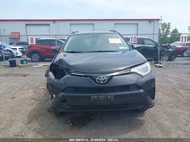 Toyota RAV4 LE 2018 2T3BFREV2JW768558 Image 12