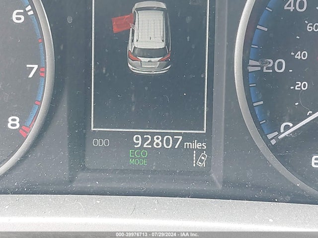 Toyota RAV4 LE 2018 2T3BFREV2JW768558 Image 15
