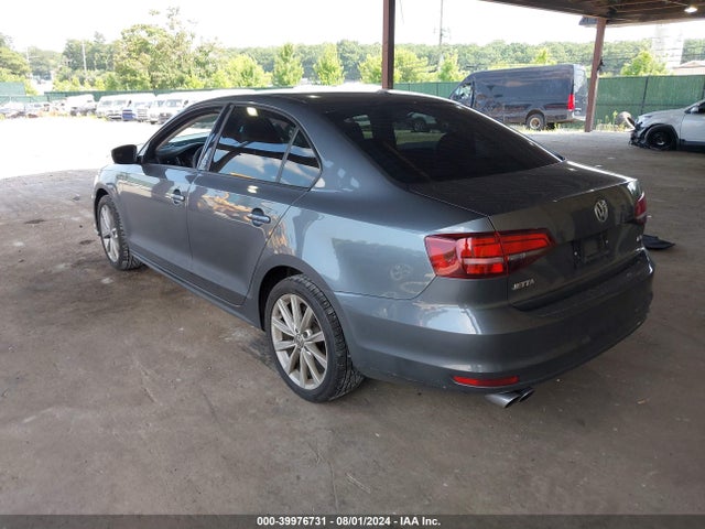 3VWDB7AJ4JM247948 Volkswagen Jetta 1.4t Se/1.4t Wolfsburg Edition