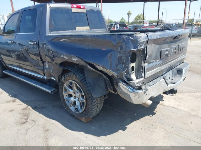 RAM 1500 Limited  4x4 5'7 Box 2017 1C6RR7PTXHS809146 Image 17
