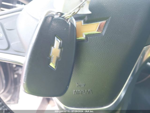 2GNAXJEV4J6288325 Chevrolet EQUINOX LT
