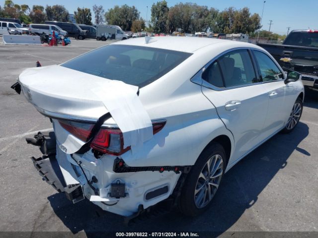 58ACZ1B15RU161260 Lexus ES 350