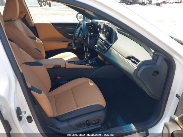 58ACZ1B15RU161260 Lexus ES 350