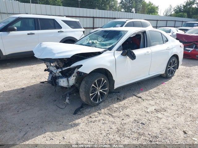 Toyota CAMRY SE 2020 4T1G11AK8LU309161 Image 2