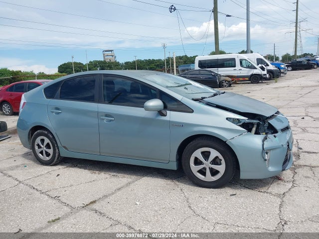 Toyota Prius Two 2015 JTDKN3DU1F1881299 Image 12