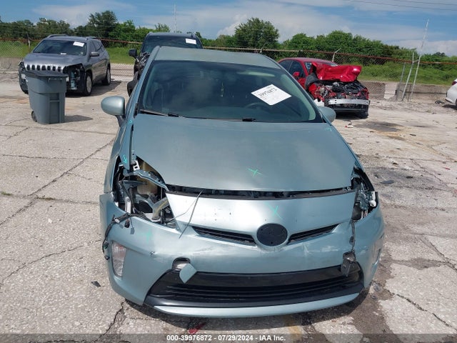Toyota Prius Two 2015 JTDKN3DU1F1881299 Image 5