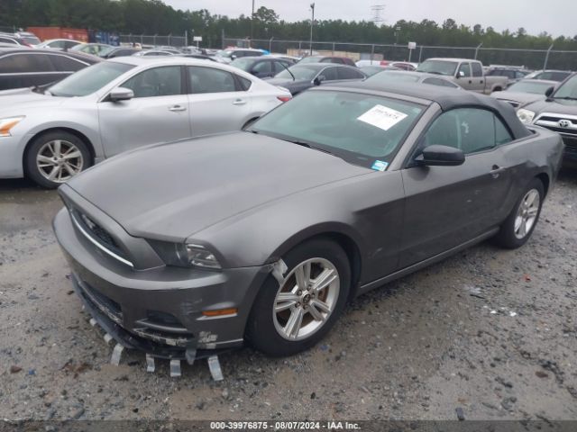 1ZVBP8EM2E5220083 Ford Mustang V6