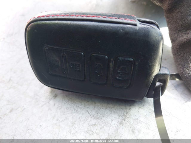 Toyota Rav4 Limited 2018 2T3YFREV4JW461614 Image 11