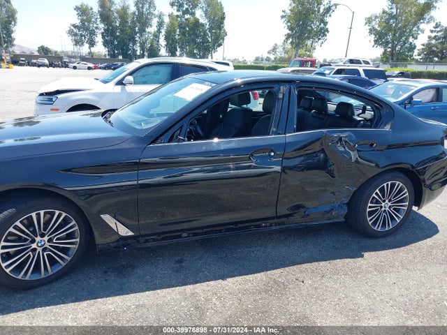 WBAJA5C31HG897110 BMW 530I