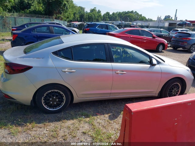 Hyundai ELANTRA SE 2019 5NPD74LF0KH432307 Image 14