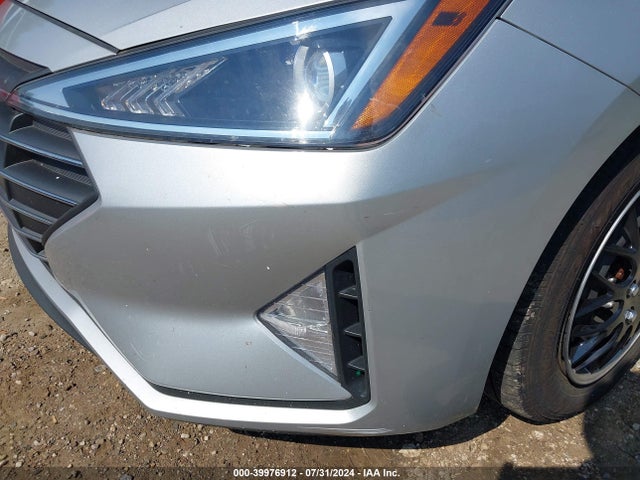Hyundai ELANTRA SE 2019 5NPD74LF0KH432307 Image 20