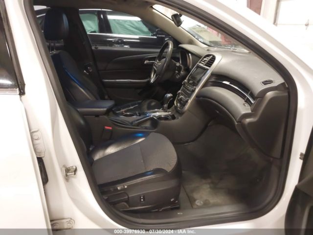 1G11E5SL4EF202637 Chevrolet MALIBU 2LT
