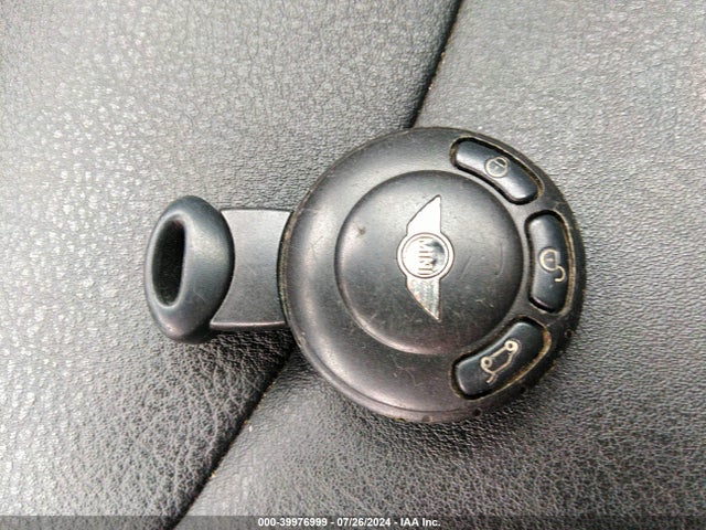 2009 MINI COOPER WMWMF33599TW77548 Photo 10