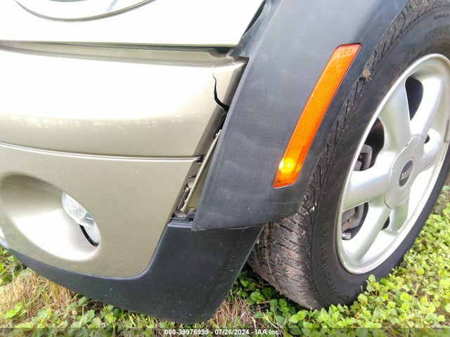 2009 MINI COOPER WMWMF33599TW77548 Photo 5