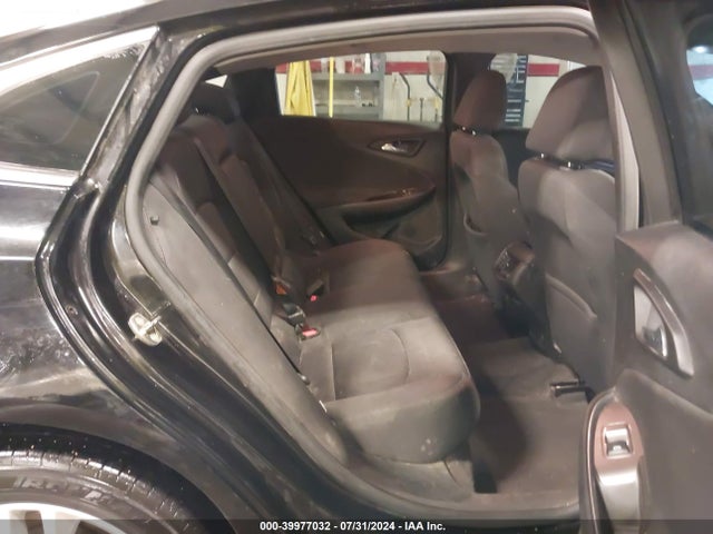 1G1ZD5ST4JF134422 Chevrolet MALIBU LT