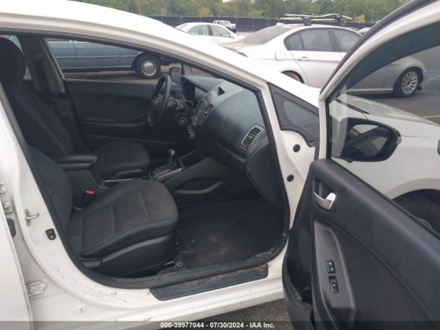 3KPFL4A72JE238364 KIA FORTE LX
