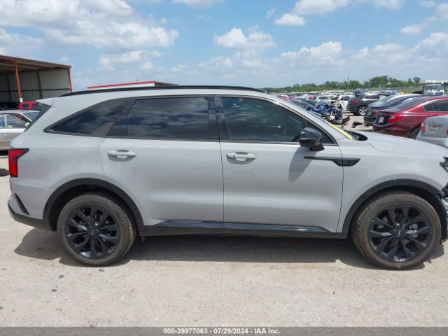 5XYRK4LF6NG117396 KIA Sorento Sx Prestige