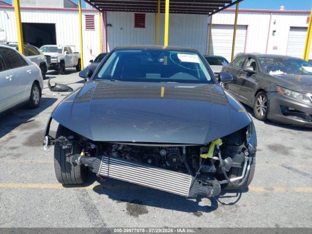 WAUGMAF4XKN018415 Audi A4 40 Titanium Premium