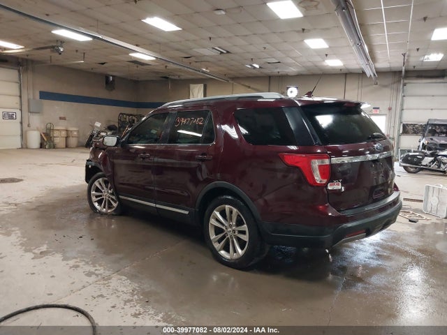 39977082 :رقم المزاد ، 1FM5K8D81KGA66755 vin ، 2019 Ford Explorer Xlt مزاد بيع