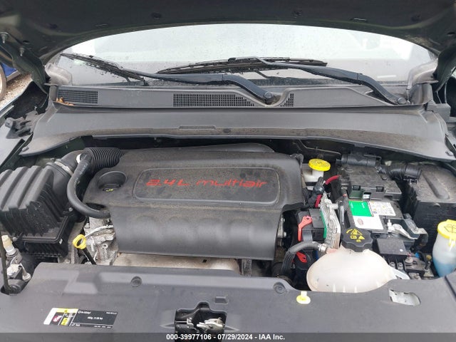 3C4NJDBB8JT252558 Jeep Compass Latitude 4x4