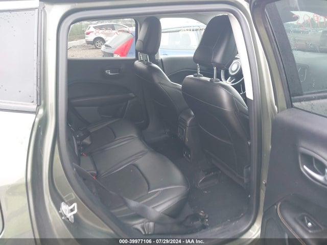 3C4NJDBB8JT252558 Jeep Compass Latitude 4x4