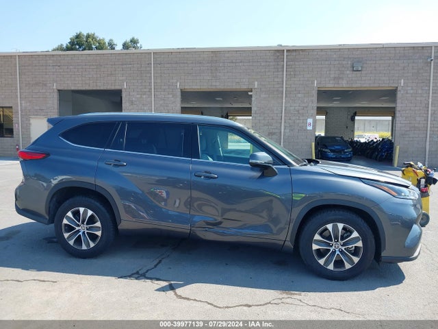 Toyota Highlander Xle 2021 5TDHZRAH4MS515328 Image 13