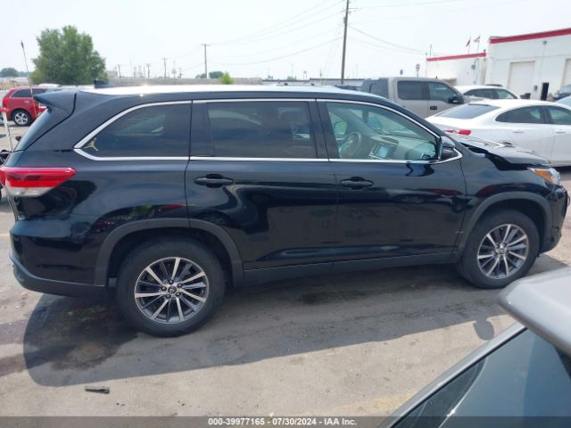 5TDKZRFH1KS561694 Toyota Highlander Xle