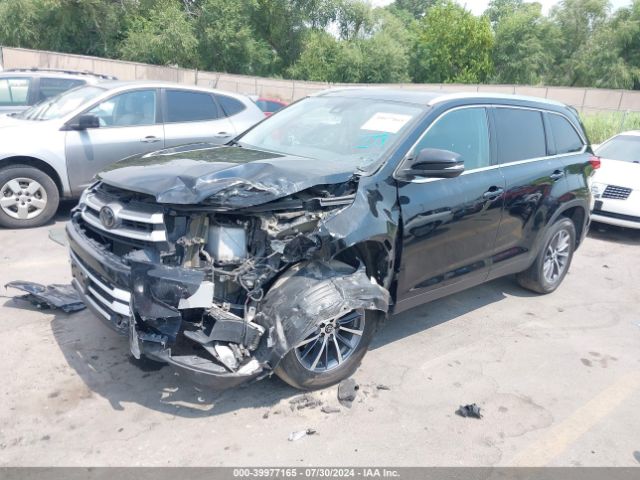 5TDKZRFH1KS561694 Toyota Highlander Xle