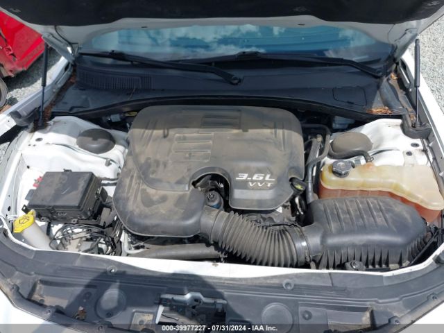 2C3CCABG8FH845465 Chrysler 300 S