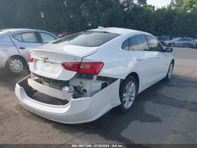 Chevrolet MALIBU LT 2018 1G1ZD5ST0JF106715 Image 4