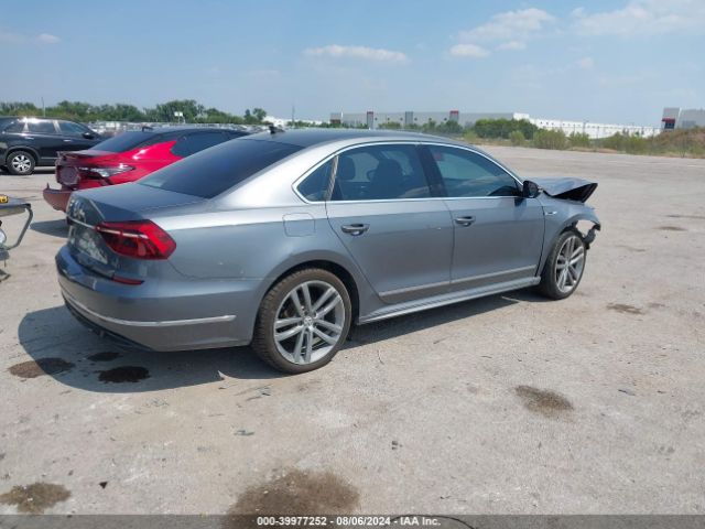 1VWDT7A38HC041557 Volkswagen Passat 1.8t R-line