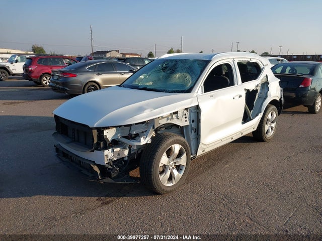 Volvo Xc40 T5 Momentum 2021 YV4162UK1M2600236 Image 2