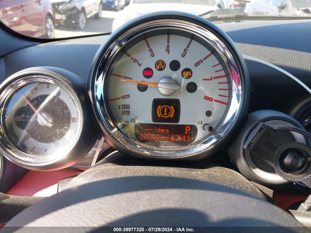 2010 MINI COOPER S WMWMS3C57ATY08251 Photo 6