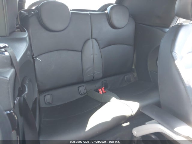 2010 MINI COOPER S WMWMS3C57ATY08251 Photo 7