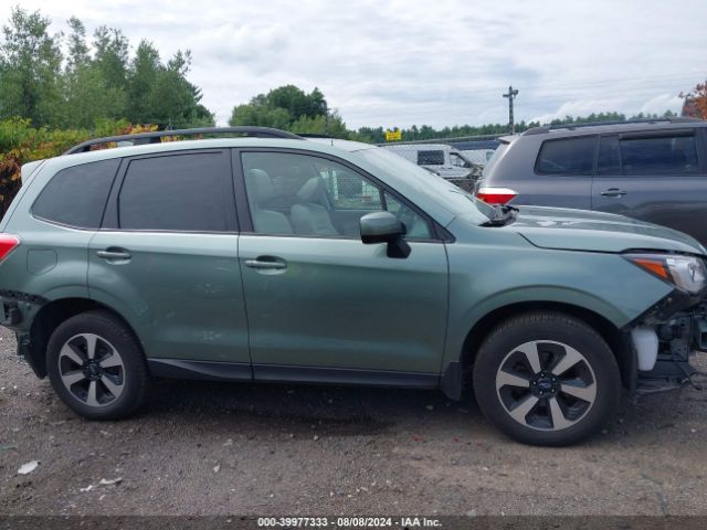 JF2SJAEC0JG614197 Subaru Forester 2.5i Premium