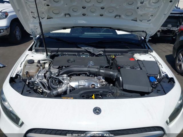 W1K3G4EB6LJ216949 Mercedes-Benz A 220