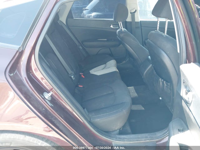 KIA Optima Lx 2018 5XXGT4L34JG248920 Image 8