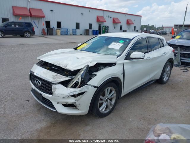 SJKCH5CP4HA031010 Infiniti Qx30 Luxury