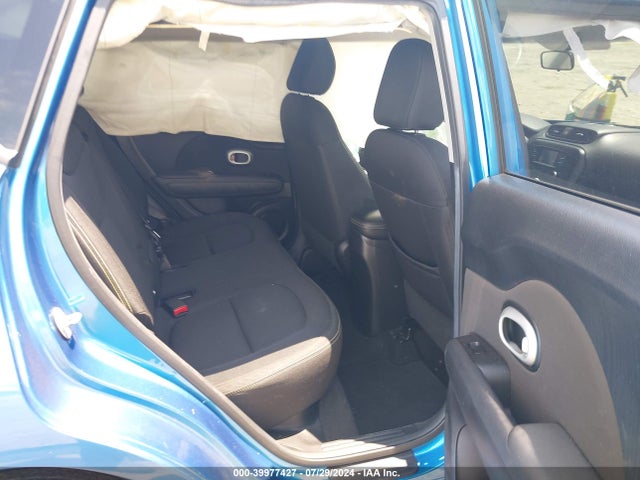 KIA SOUL + 2016 KNDJP3A59G7334122 Image 8
